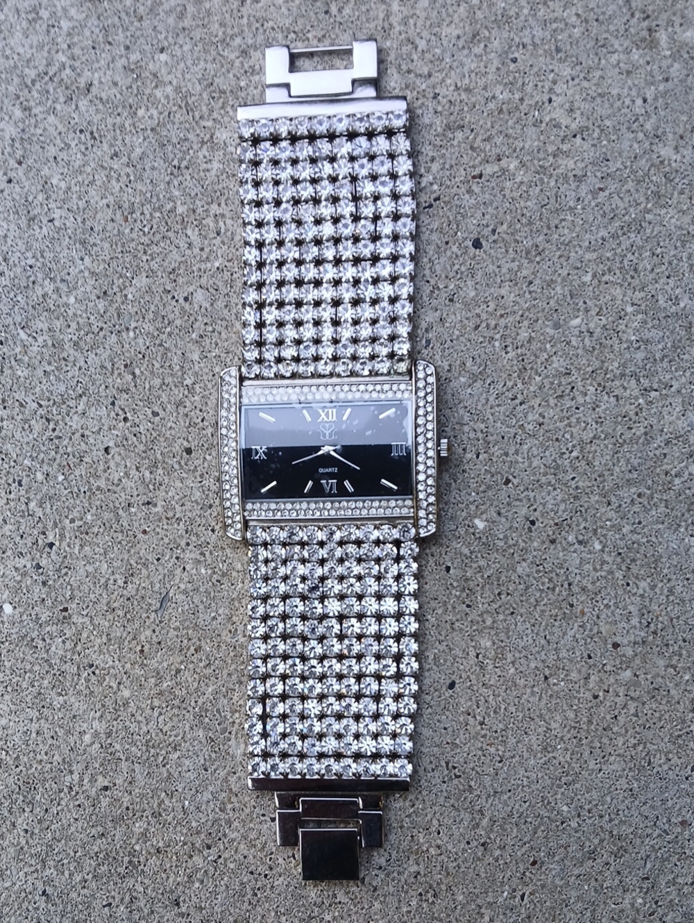 Suzanne Somers Silver Rhinestone Cuff Watch vintage timepiece
